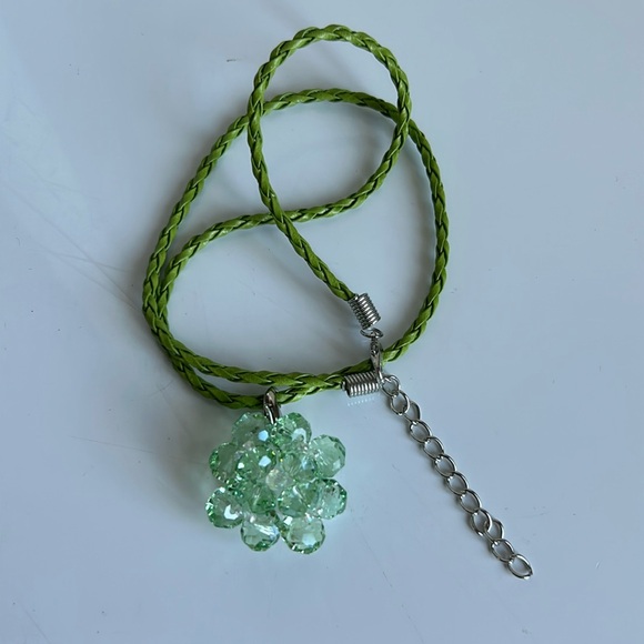 (3 for $12) Beaded Pendant Necklace 💚 - Picture 1 of 5